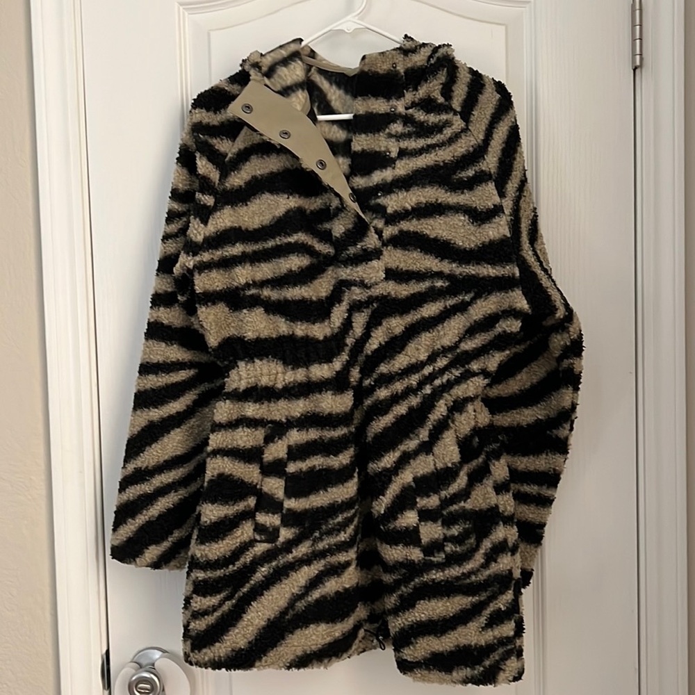 Varley pullover